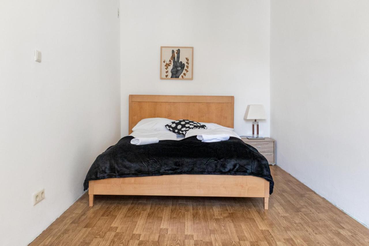 Amazing 2br Near Downtown Apartment Vienna