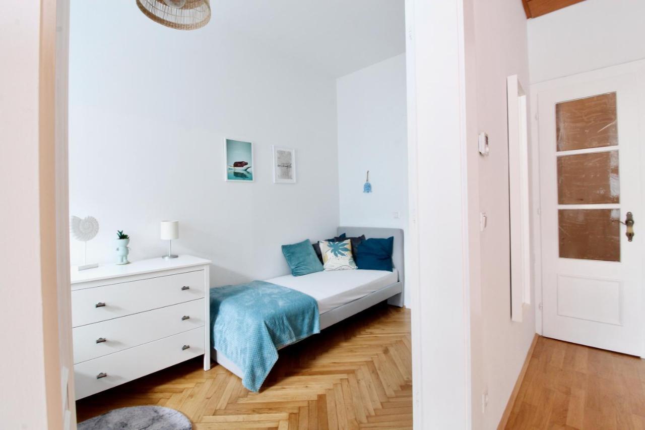 Redyard Modern * Vienna