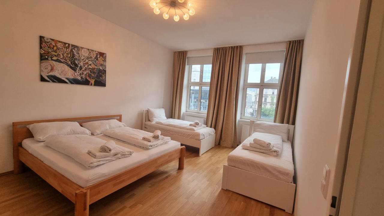 Sunny Next To Metro 1br Appartamento
