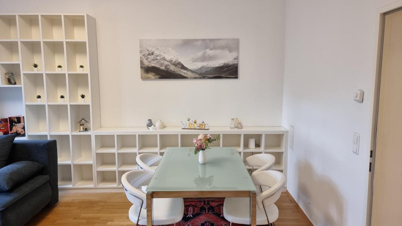 Sunny Next To Metro 1br Apartment Vienna
