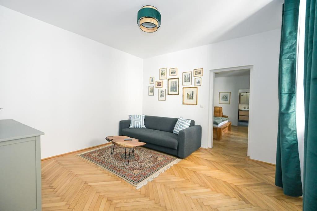 Apartment Perfect Near @ City-center Vienna