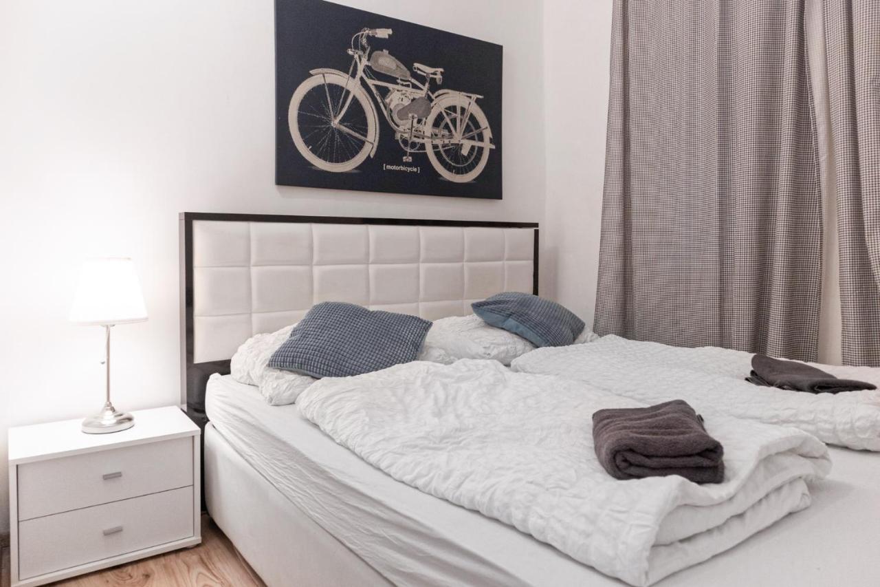 Affordable 2br Apt- Connected To The Whole * Vienna