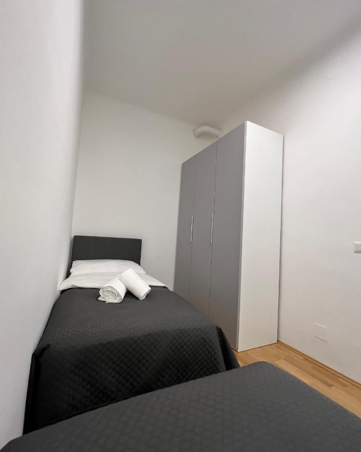 Modernes Juwel In Zentraler Lage Apartment