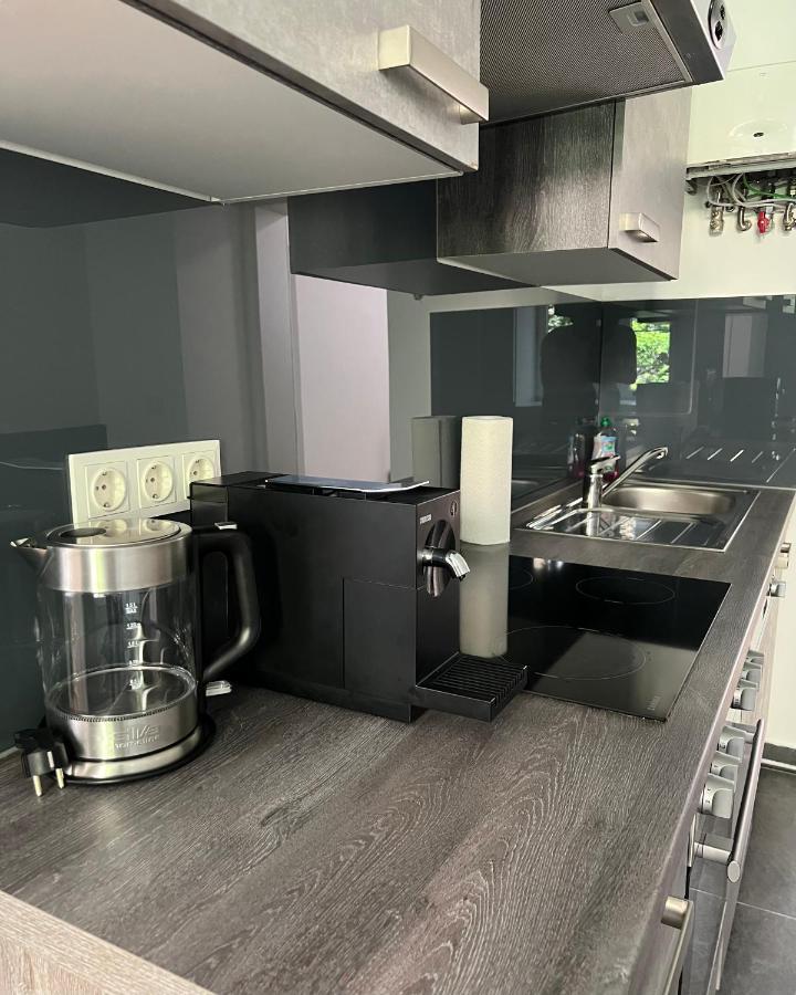 Modernes Juwel In Zentraler Lage Apartment