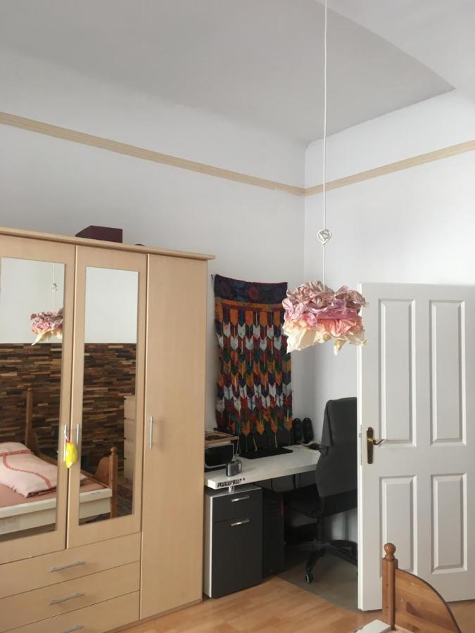 Geraumige, Funktionale, Schlichtere, Preiswerte *