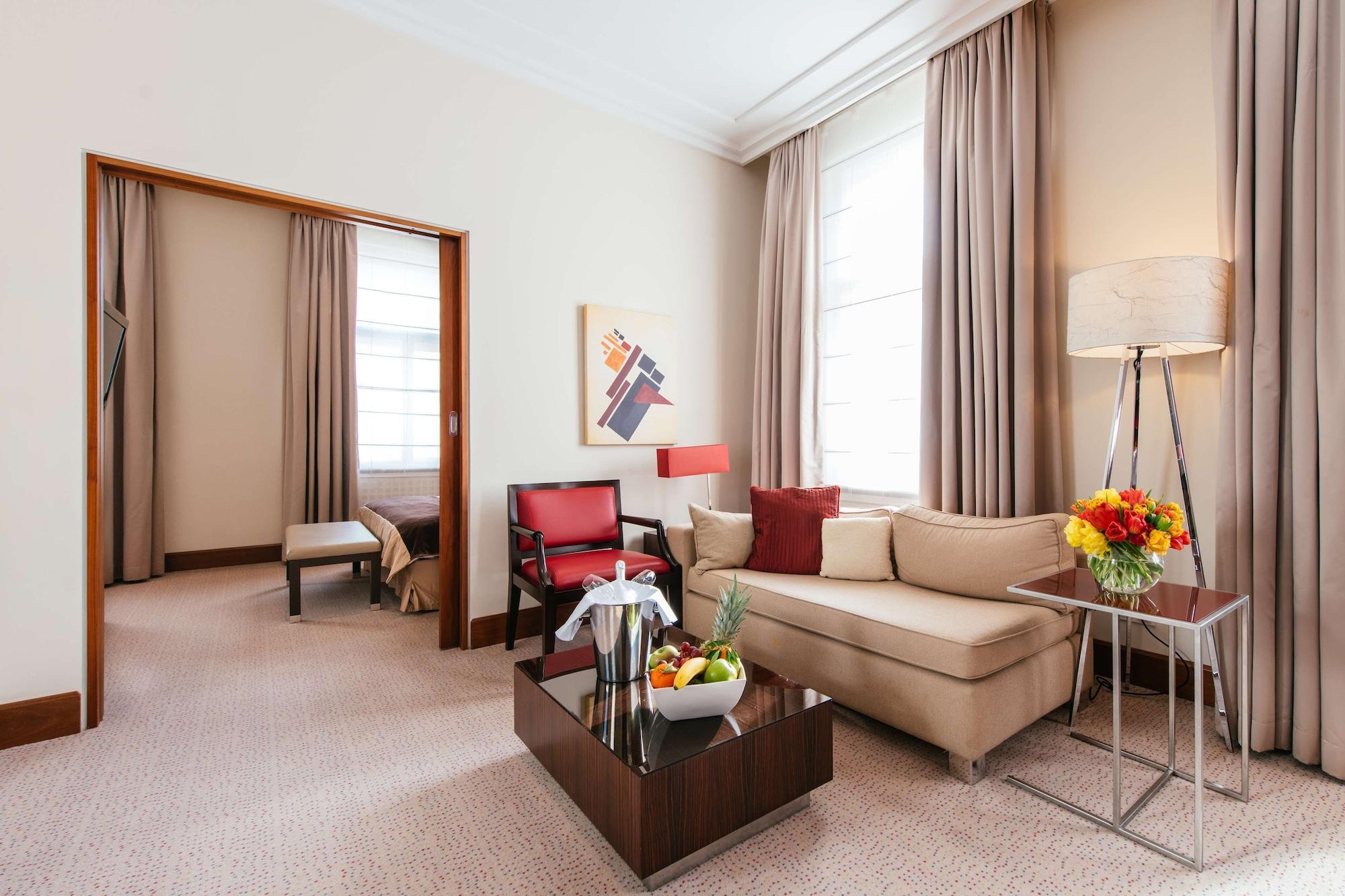 Radisson Blu Style Hotel, 4*