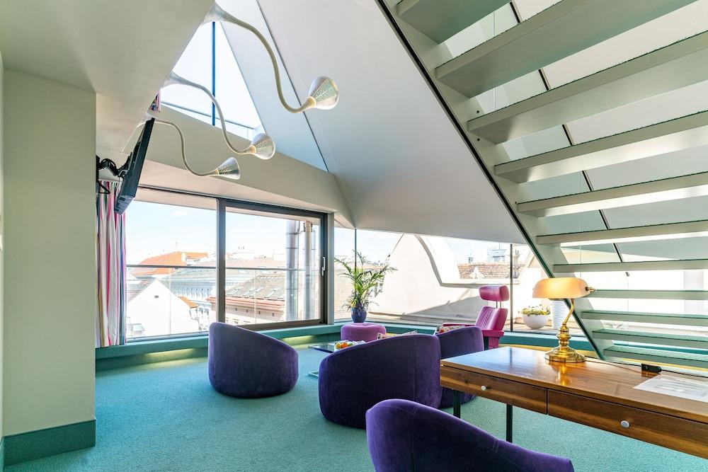 Hotel Koenig Von Ungarn 4*