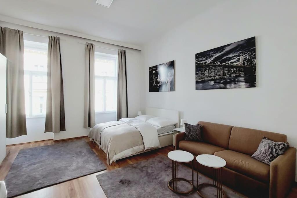 Checkinvienna 2 Bedrom *