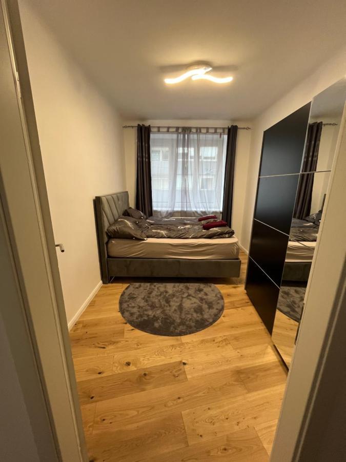 A&a Living - Best Location In !!! Apartment