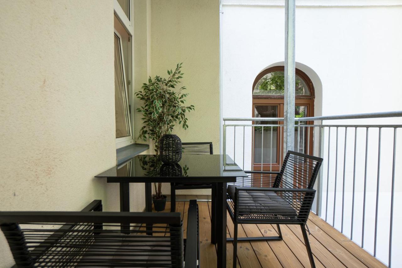 42 M2 Bright With A Terrace *