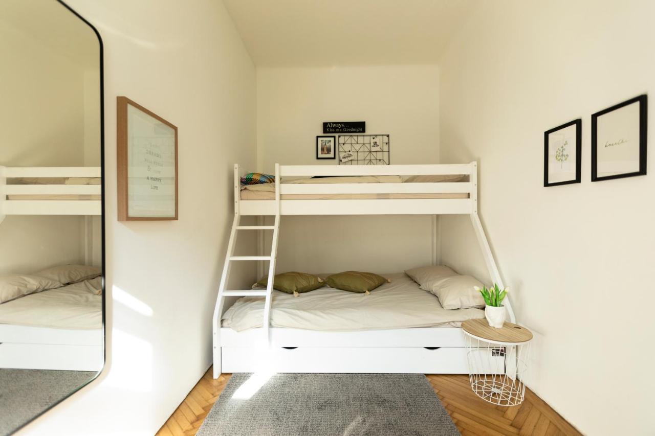 Dream Apartment, Terrace, Parking Available * Wien