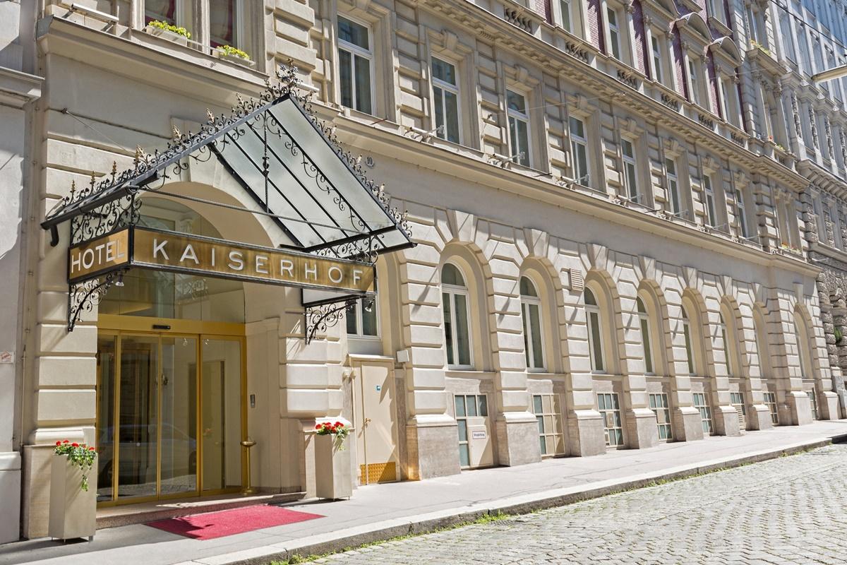 Kaiserhof Hotel 4*