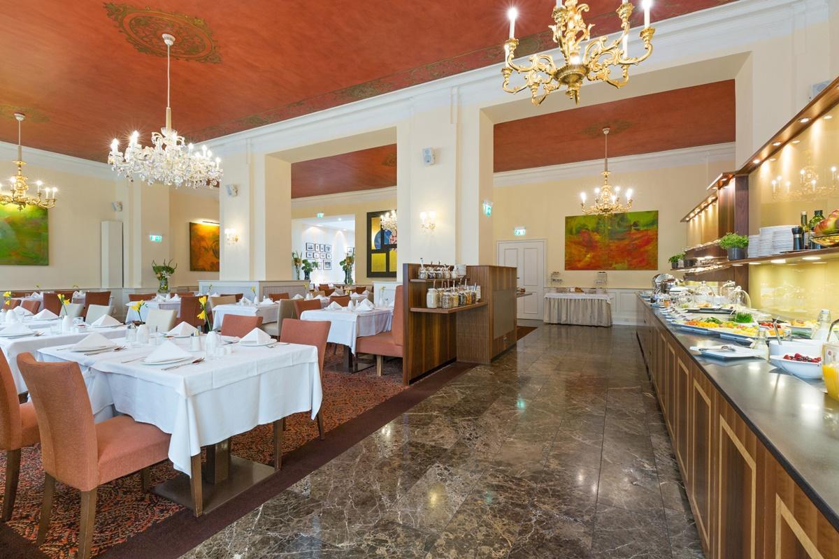 Kaiserhof Hotel