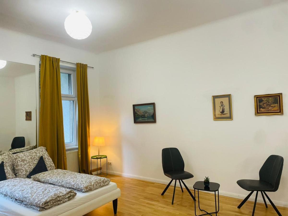 Direct Center-privat Rooms-5 Minutes Mariahilferstrasse Hospedagem domiciliar