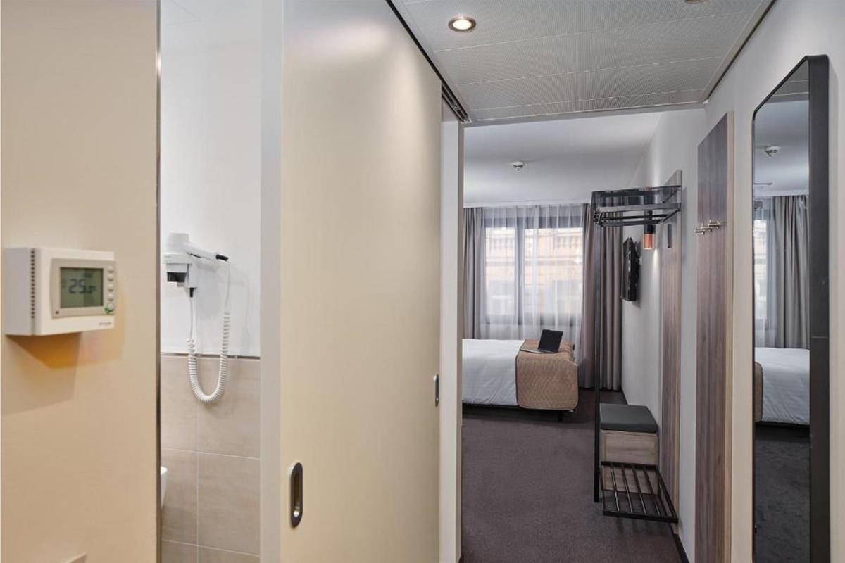 Leonardo West 4* Vienna
