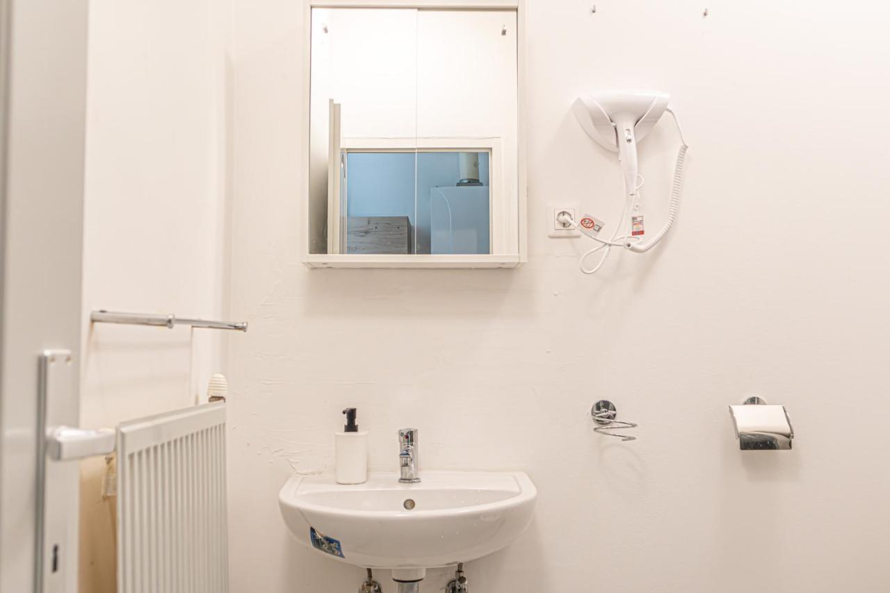 Apartment Stunning 2br Comfortable Design/great Location Wien