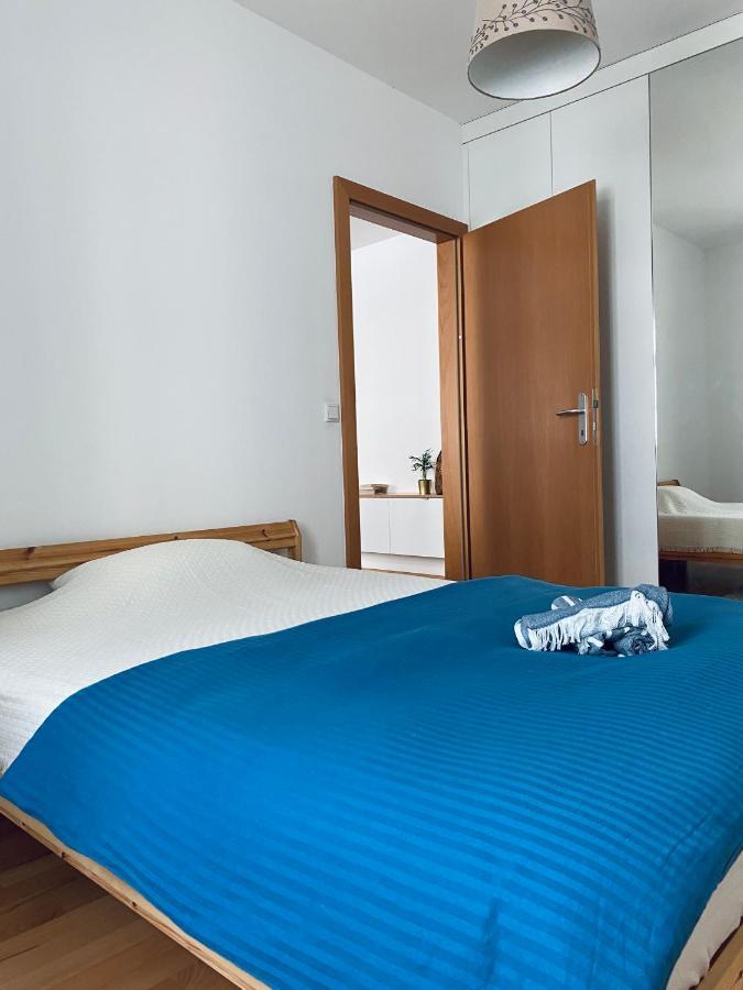 Cosy In A Perfect Location 1070 Historical Part Of Wien