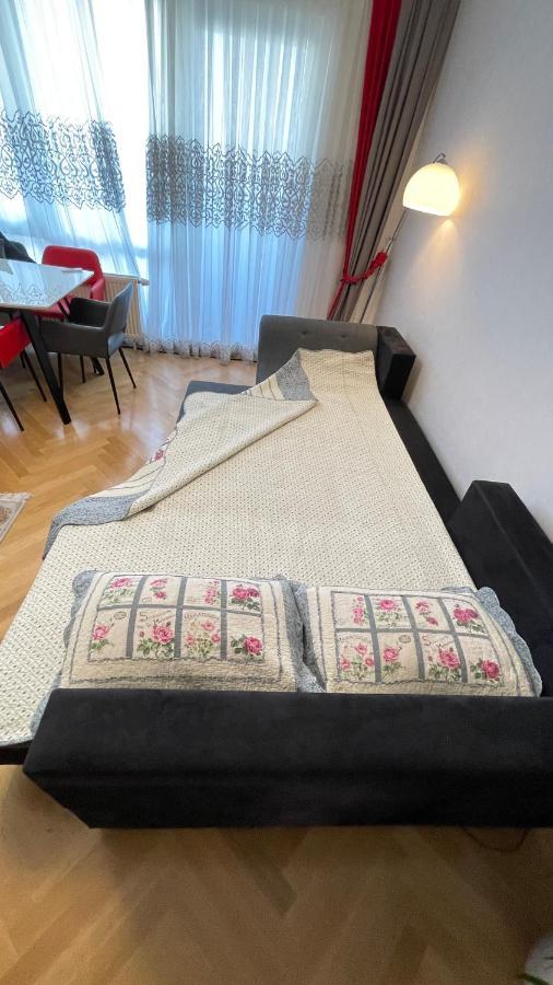 Stunning Panoramic Views At International Center: Steps Away From Un Apartment Vienna