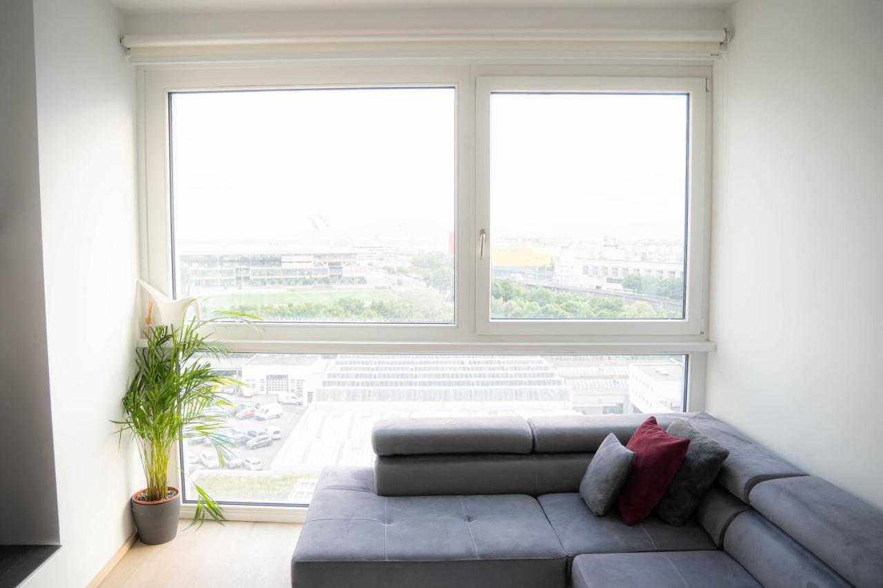 Apartment Restify10 - Skyline View - Fitness - Garge - Modern