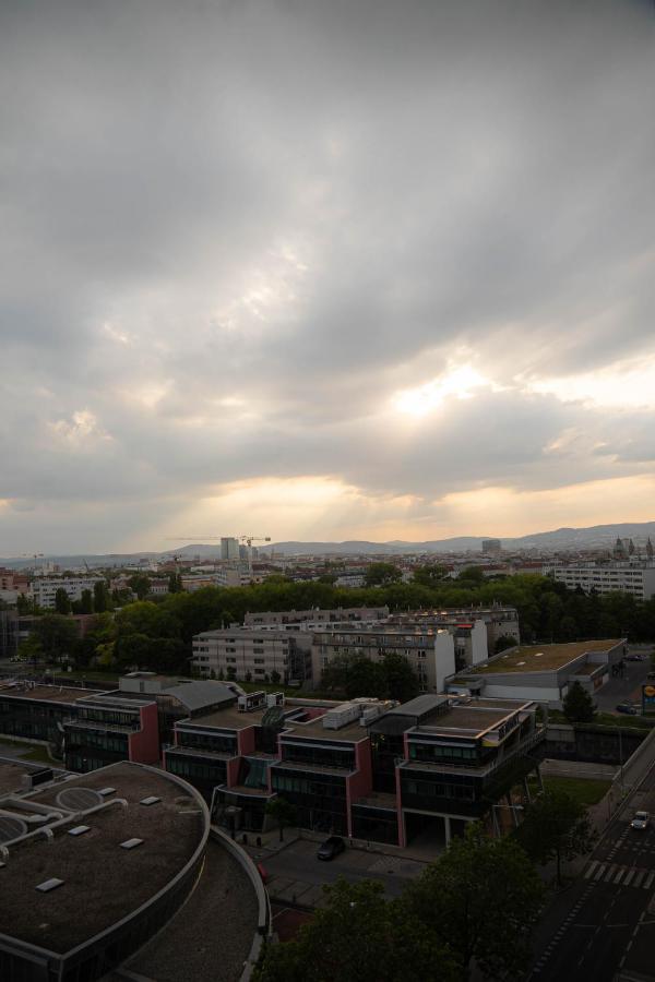 Restify10 - Skyline View - Fitness - Garge - Modern Vienna