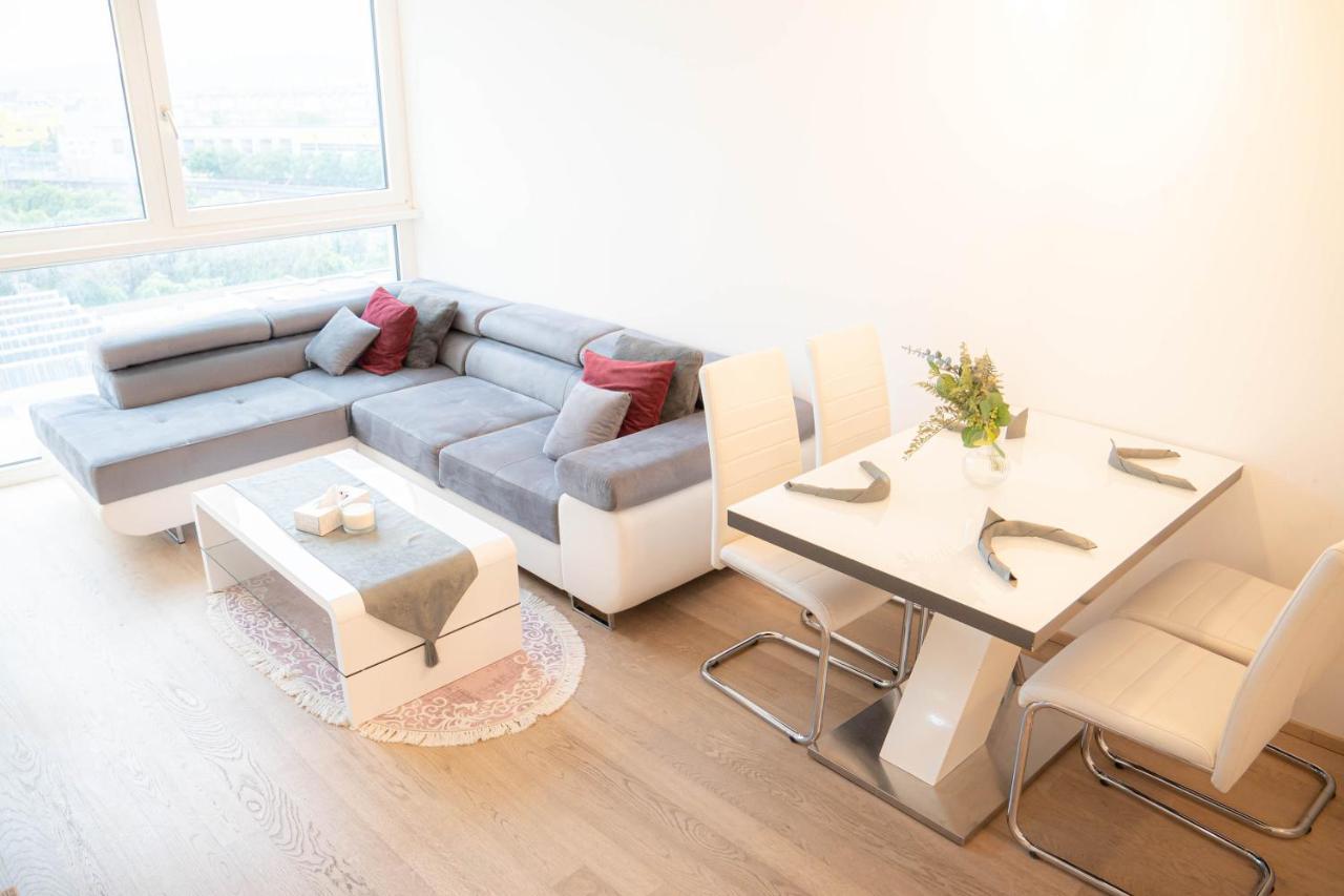 Apartment Restify10 - Skyline View - Fitness - Garge - Modern *