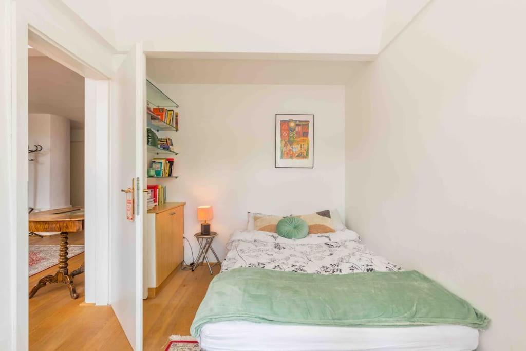 Whirlpool , Dachterrasse , Wienblick , Zwei Etagen Apartment Vienna