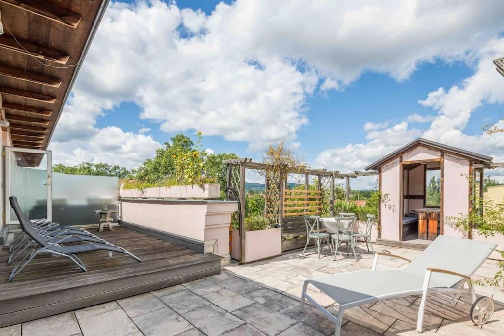 Apartment Whirlpool , Dachterrasse , Wienblick , Zwei Etagen *