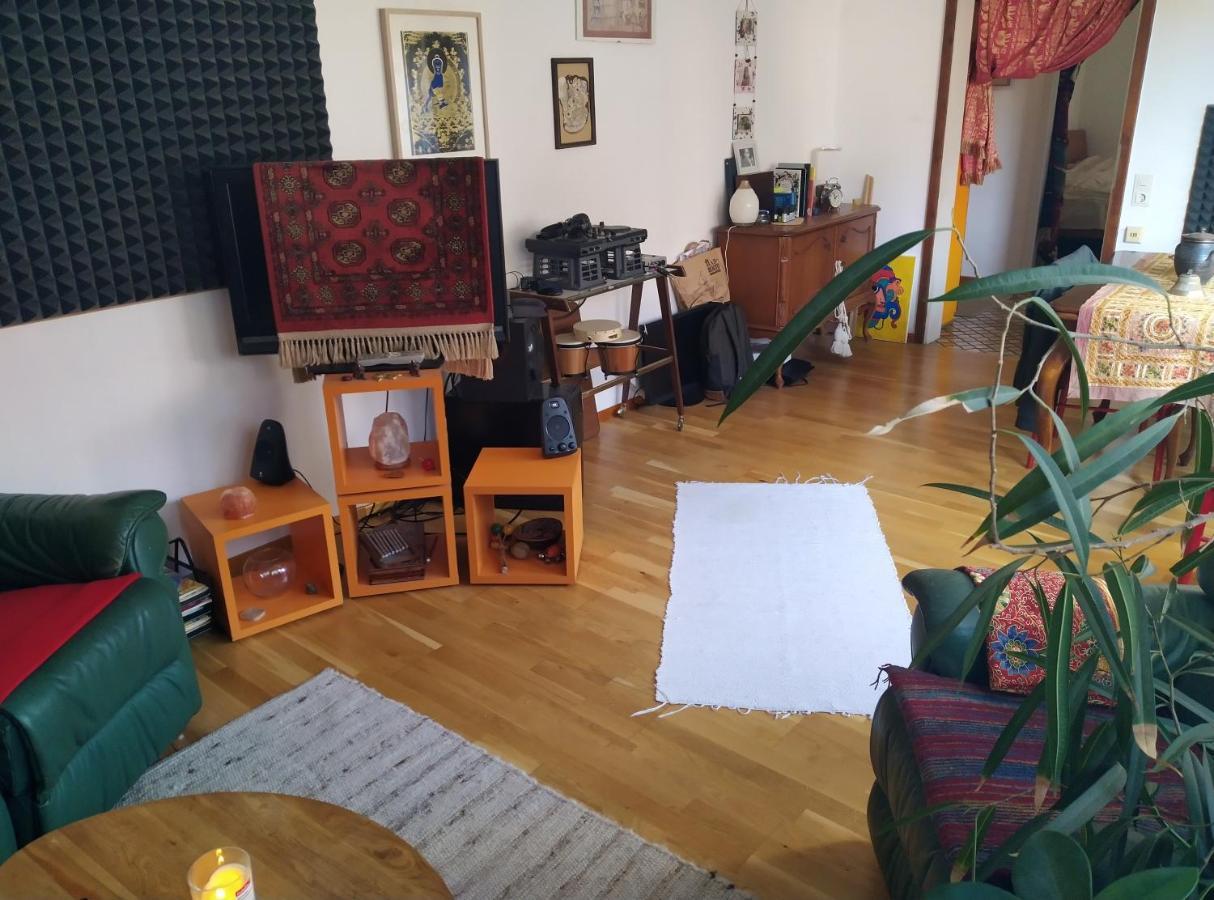 Nettes Im 14ten In Vienna