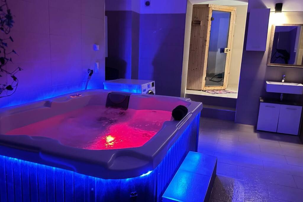 African Paradise With Jacuzzi & Sauna * Wien