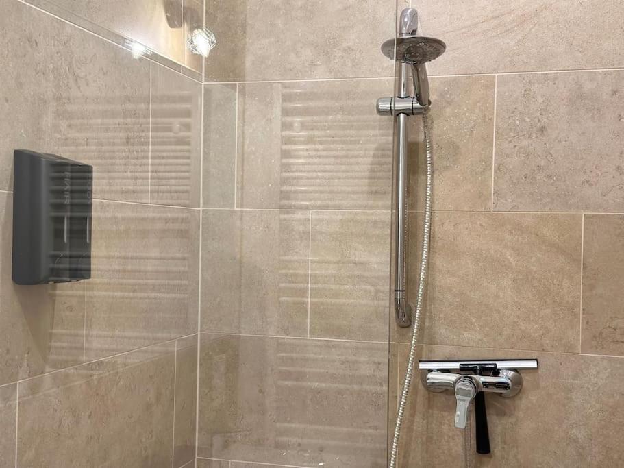 Apartment African Paradise With Jacuzzi & Sauna Wien