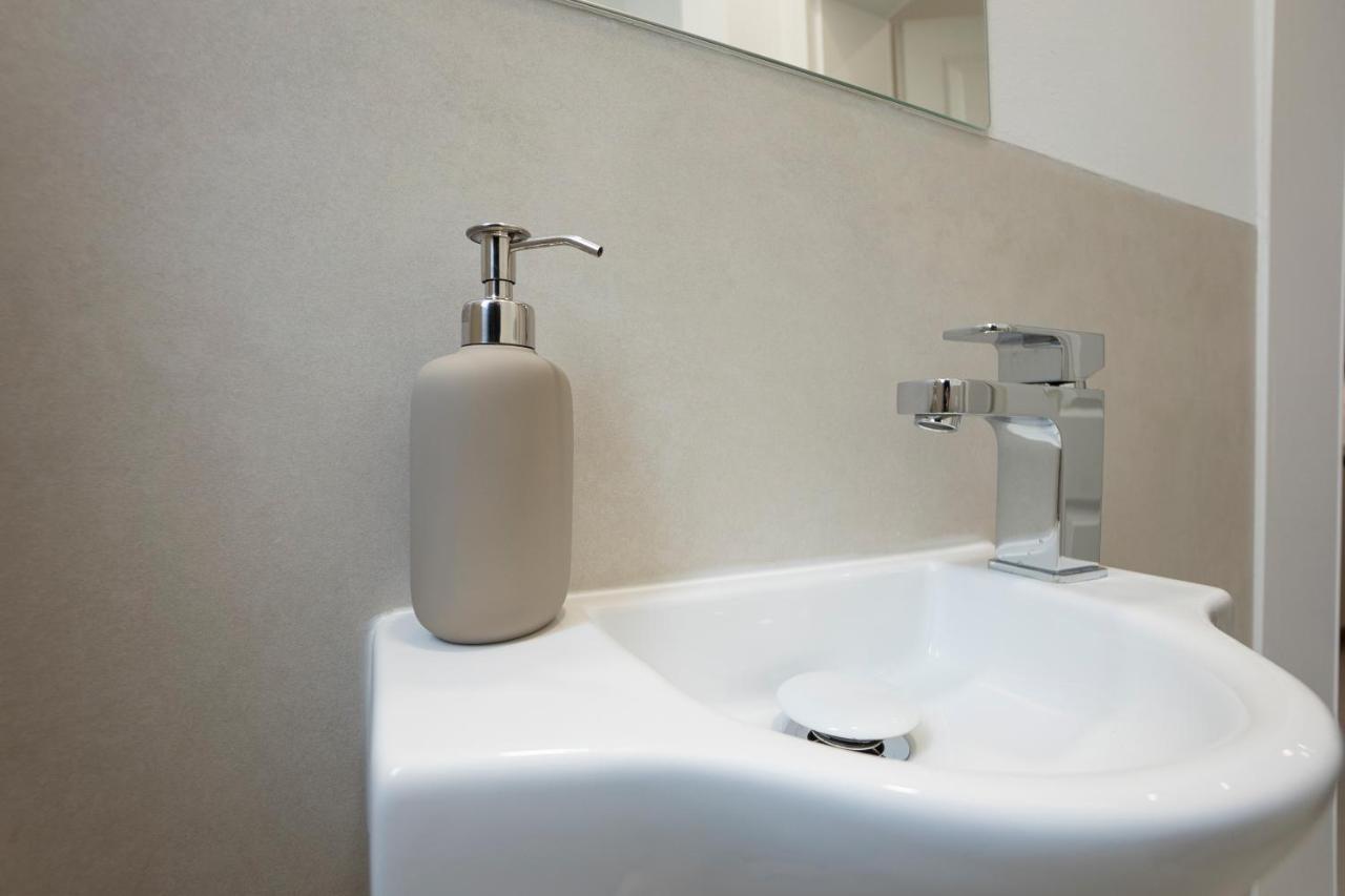 Fully Equipped, Renovated, Perfectly Located Flat Apartamento *