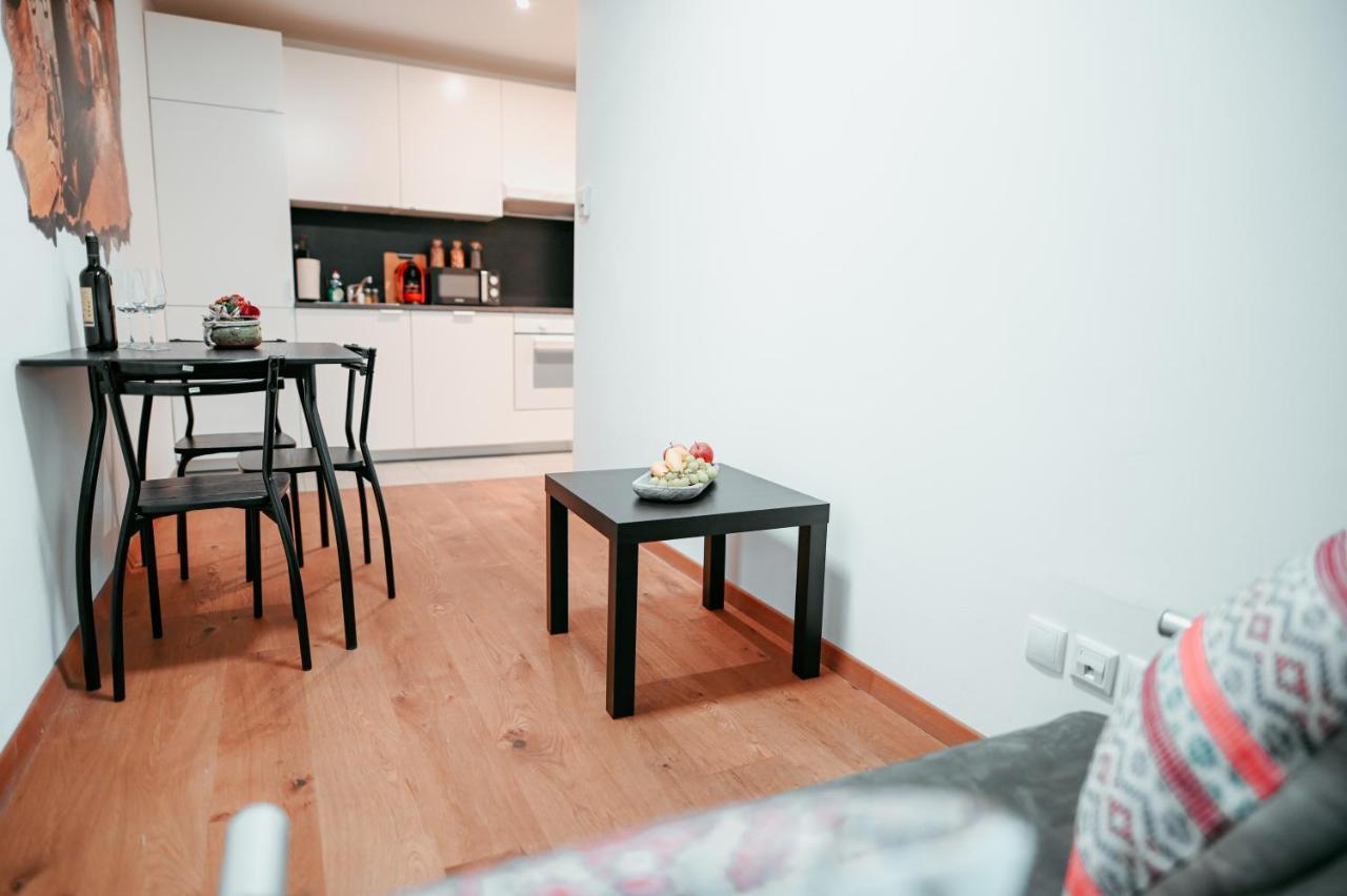 Shopping Center 6a Apartment *
