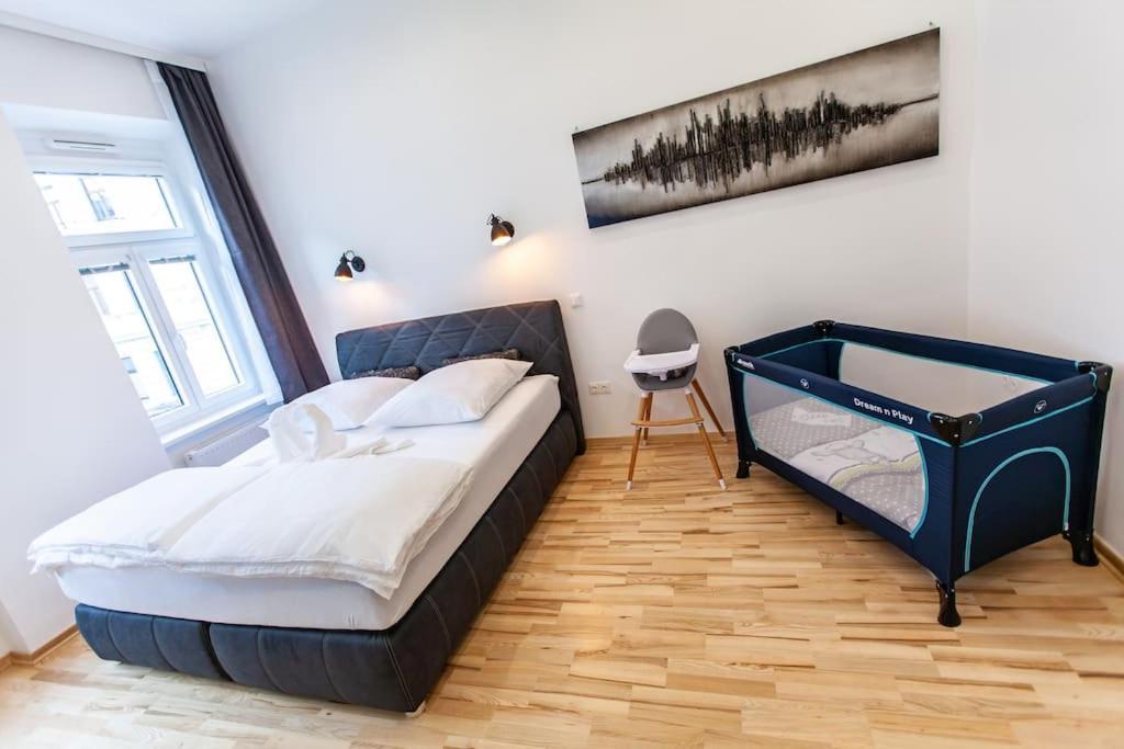 Apartment 18th District *