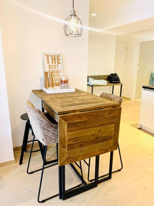 5 Minutes Walk To St Stephens Cathedral Apartment *