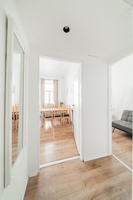 Apartment Sonnige Bei Westbahnhof