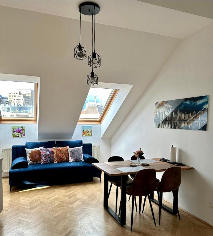 Apartment Klimatisiertes Dachgeschoss City In Zentrum Wiens