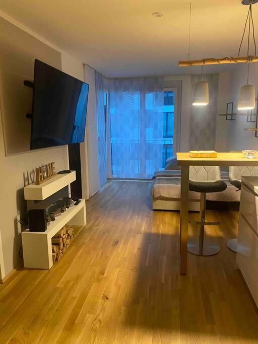 Moderne In Der Toplage Inkl. Garage * Vienna