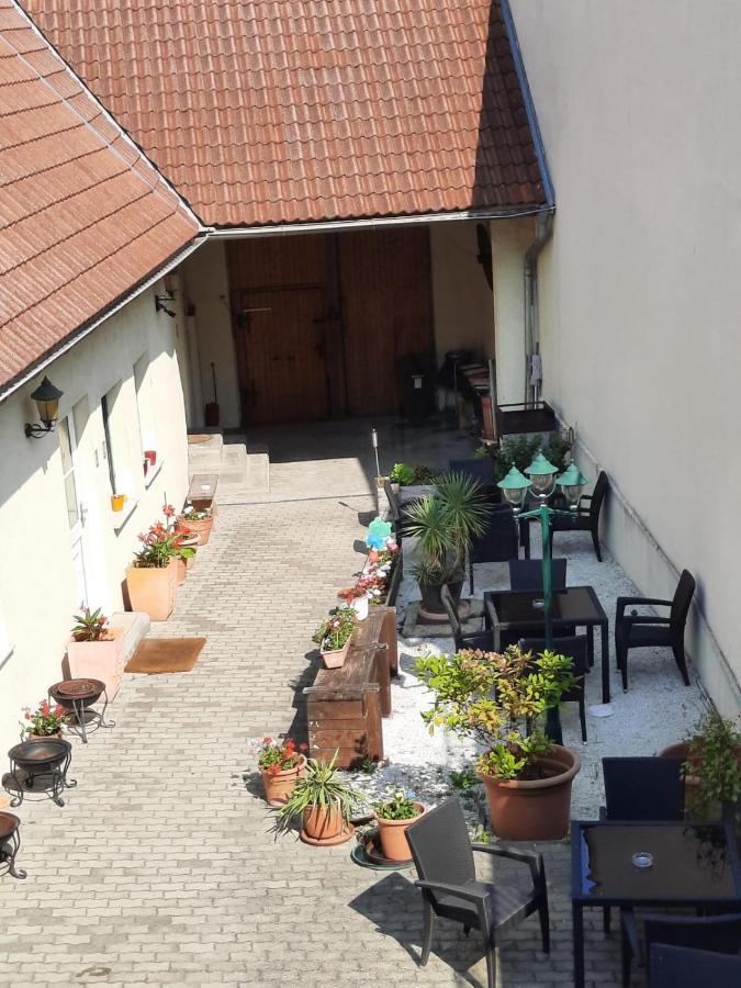 Fabio Vanessa Appartmens Next Vicinity Free Parking Garden Umgebung * Vienna