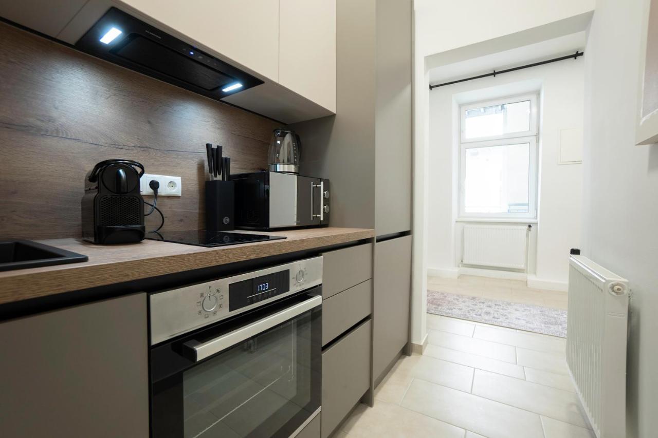 Apartment Modern With A Balcony Near Belvedere Vienna