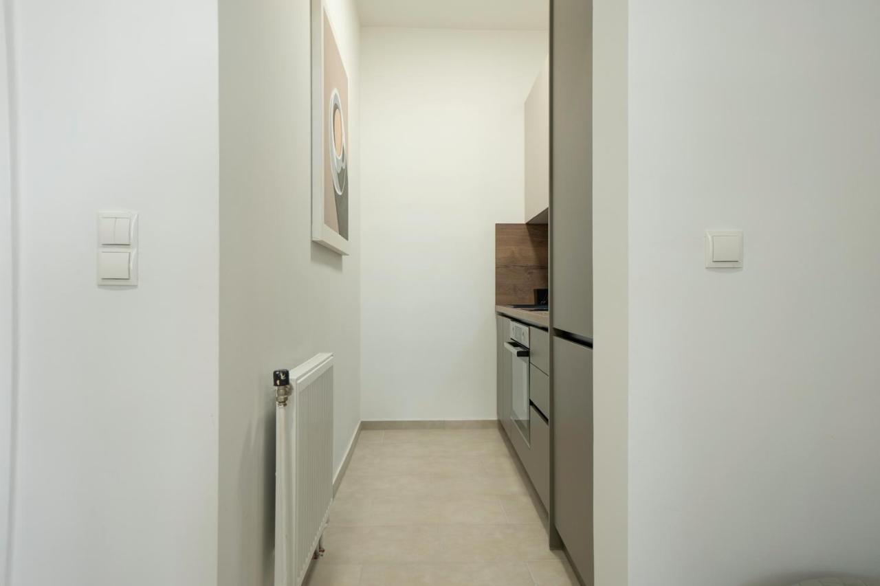 Modern With A Balcony Near Belvedere * Vienna