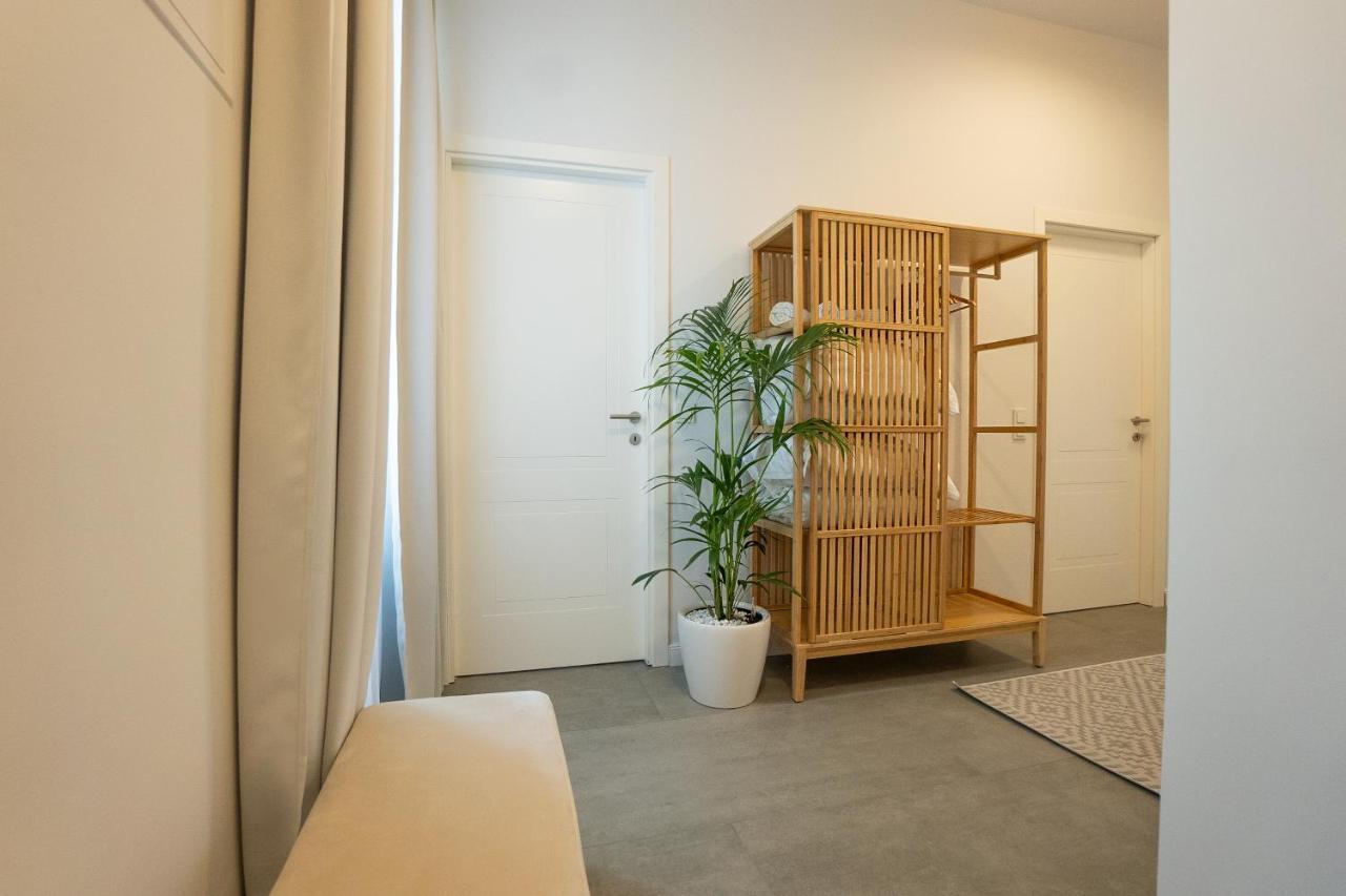 Brand-new 2-room In A Location * Viena