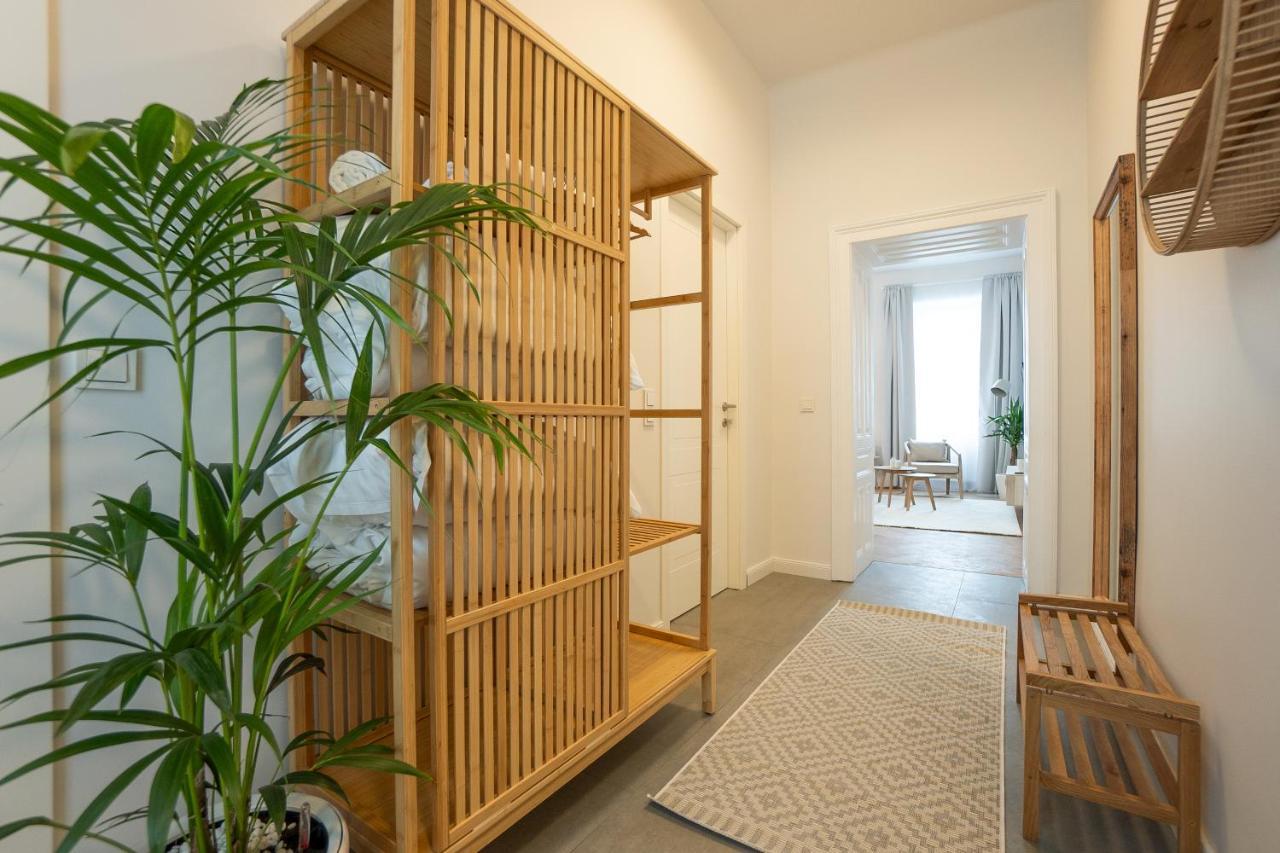 Apartamento Brand-new 2-room In A Location *