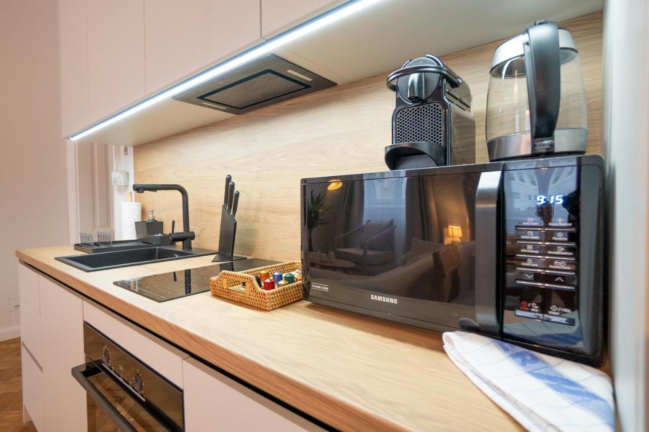 Brand-new 2-room In A Location Apartamento *