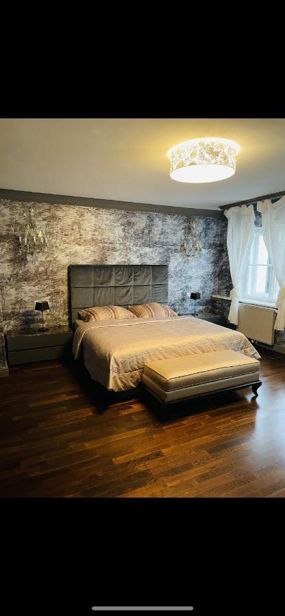 Luxury In The Heart Of *