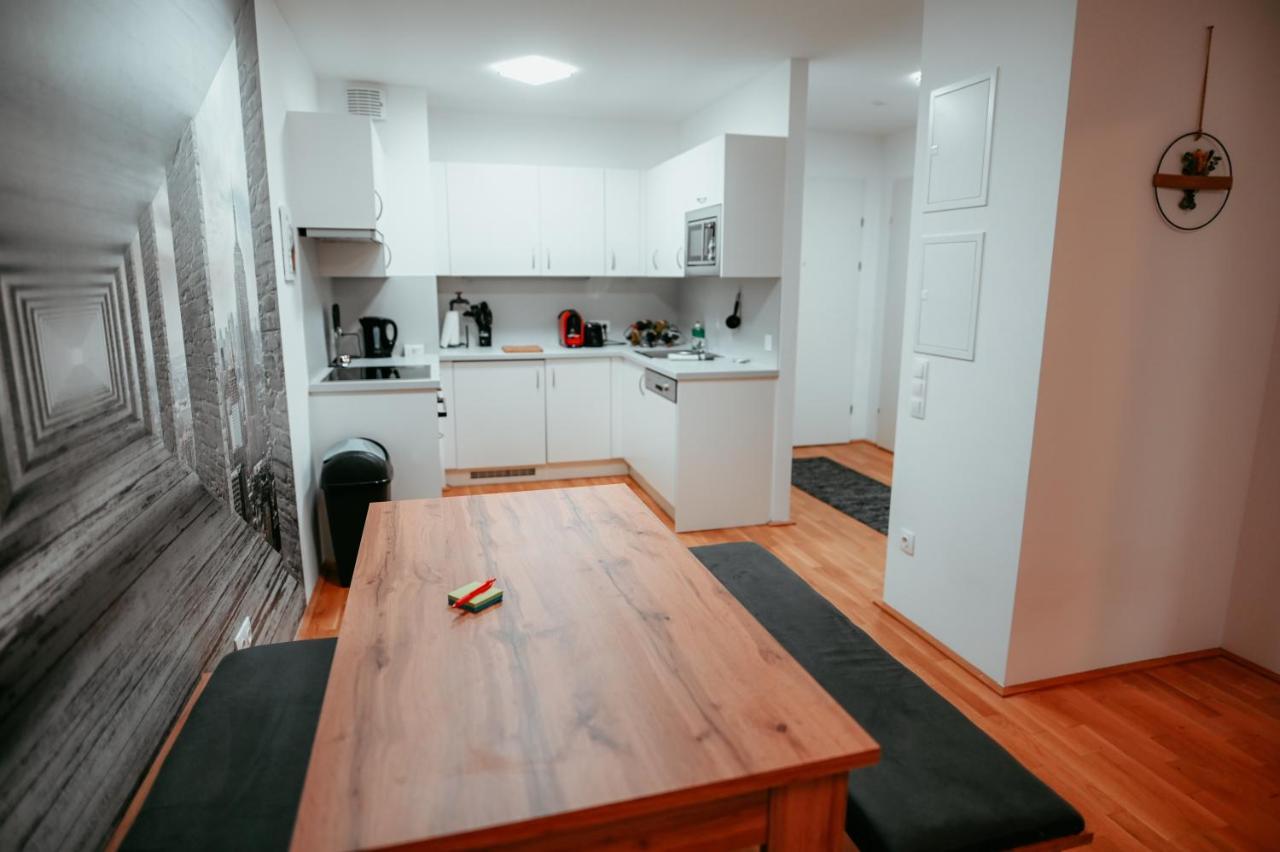 Cozy 105 Apartment