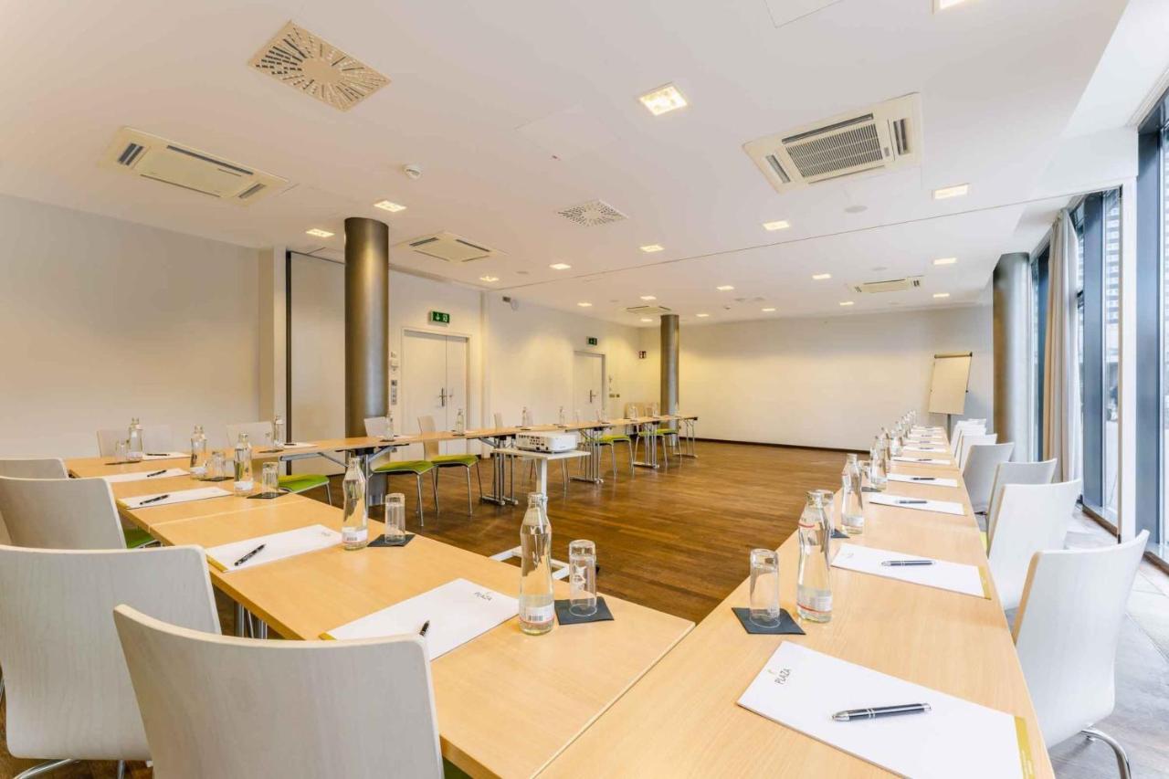 Plaza Gasometer Hotel 4*