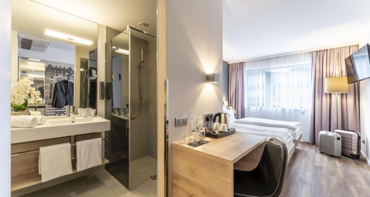 Plaza Gasometer Hotel