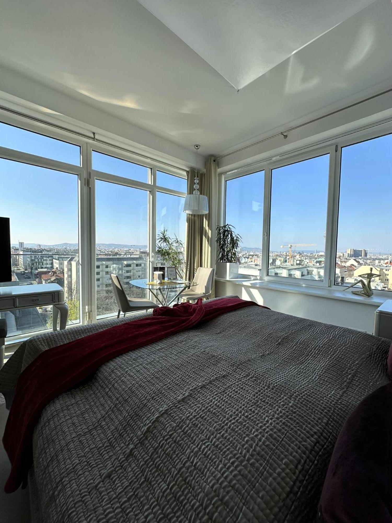 Apartment Panorama