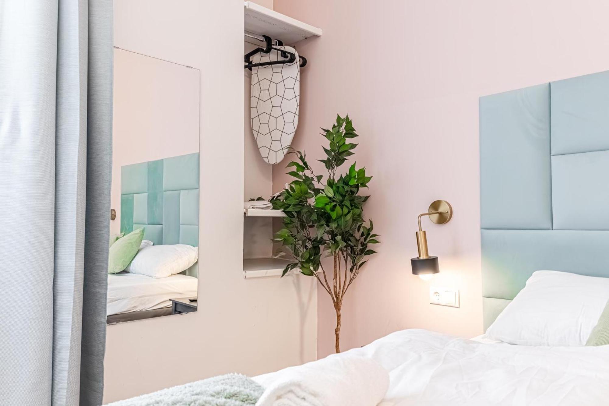 Queen Bed Near Westbahnhof Apartment Wien