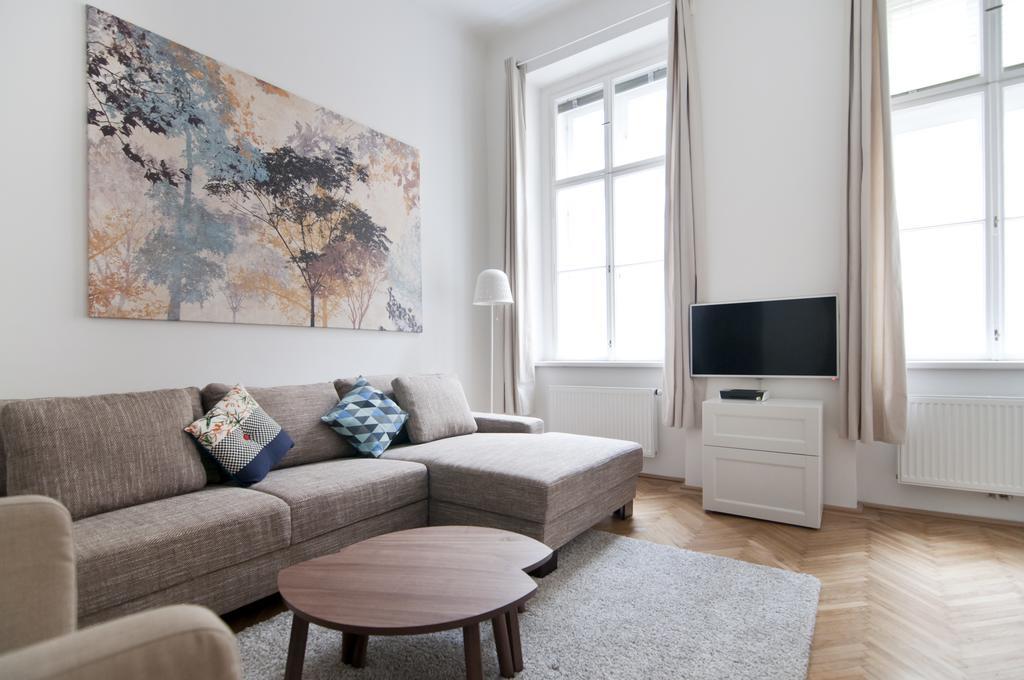 Apartamento Heymi Opernring Viena